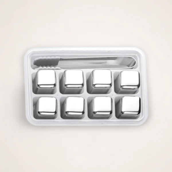 Pierres à whisky en forme de cube en inox avec une pince dans une boite
