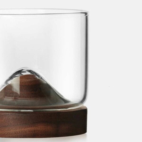verre à whisky japonais avec socle rafraichissant en noyer