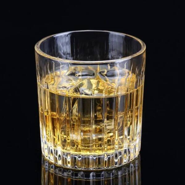 verre à whisky tube solide et durable