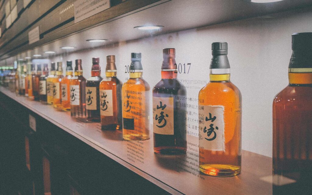 bouteilles de whisky japonais classés par date