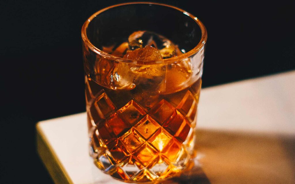 verre a whisky tumbler