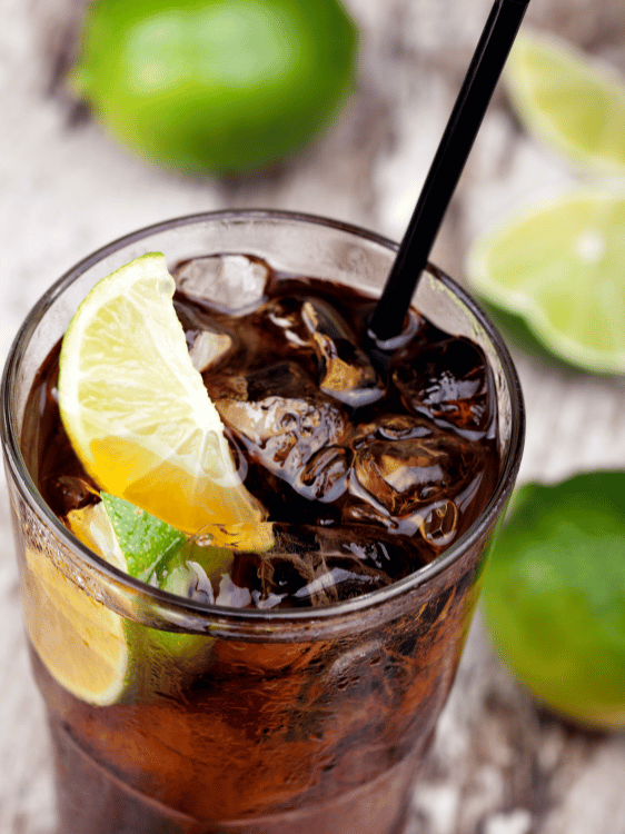 Cocktail Cuba Libre